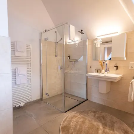 Hello Holidays Residenz - Wellenreiter - Penthouse - Sauna - Parkplatz Apartment
